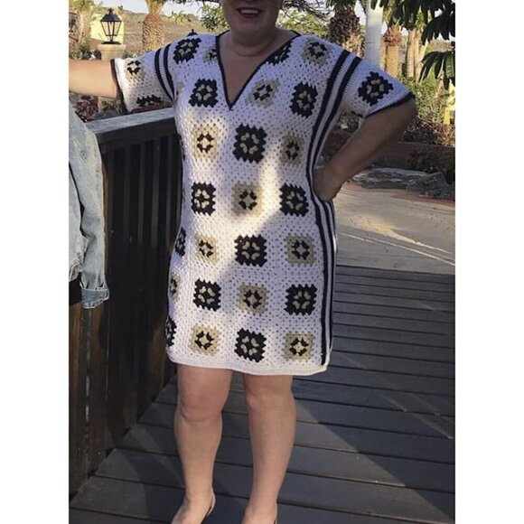 ELEVEN SIX Tia Tunic in White/Black/Nude Size Medium/Large - Picture 15 of 16